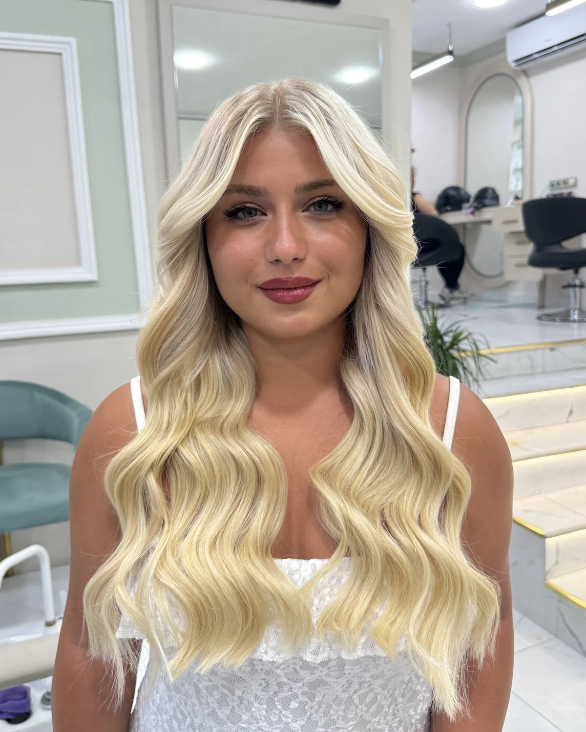 Alanya sarışın mikro saç kaynak